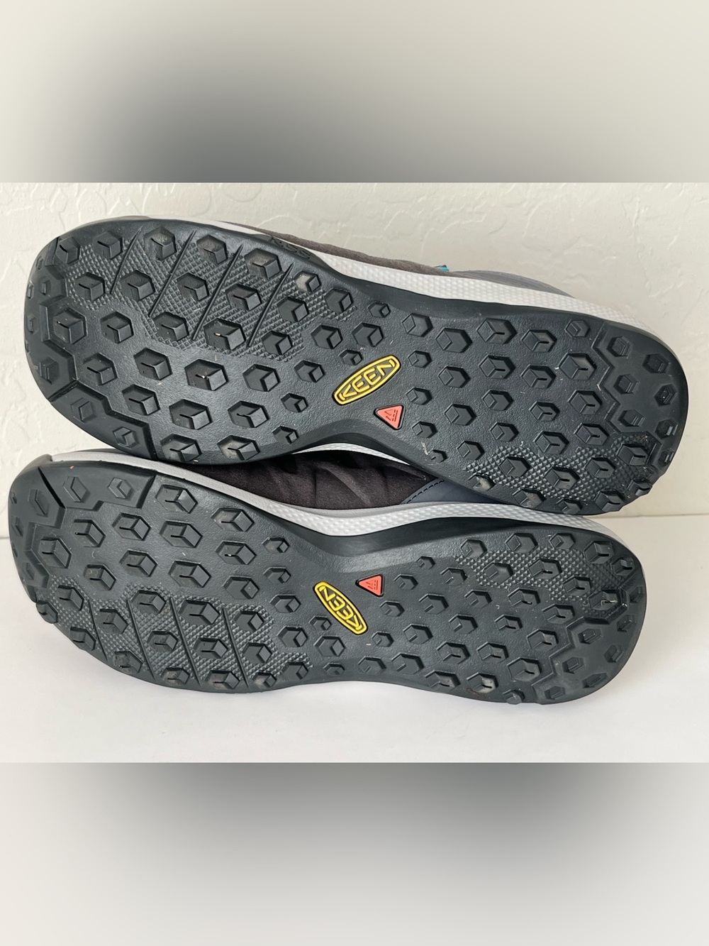 Keen Explore mid waterproof hiking boots lightweight grey 7.5 - Picture 11 of 12